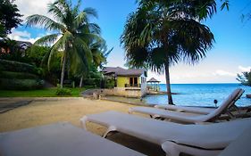 Crystal Cove Oceanfront/ 2 Bedroom Condo